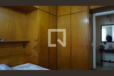 Casa à venda com 297m², 6 quartos e 4 vagasQuarto 2