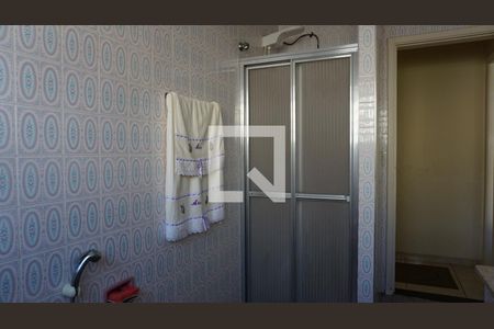 Casa à venda com 297m², 6 quartos e 4 vagasBanheiro 1