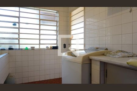 Casa à venda com 297m², 6 quartos e 4 vagasÁrea de Serviço