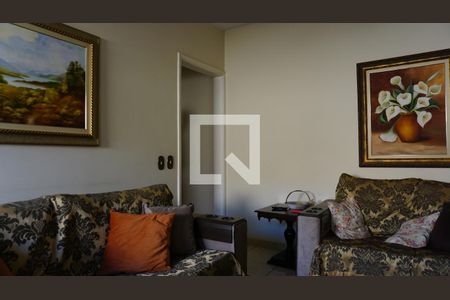 Sala de casa à venda com 6 quartos, 297m² em Vila Butantã, São Paulo