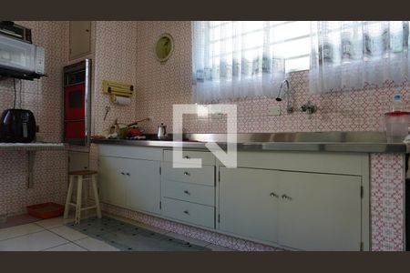 Casa à venda com 297m², 6 quartos e 4 vagasCozinha