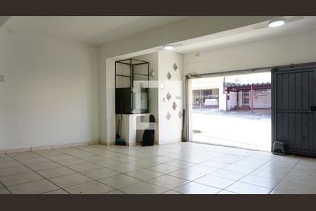 Casa à venda com 297m², 6 quartos e 4 vagasGaragem