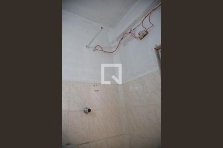 Detalhes do Banheiro de casa para alugar com 1 quarto, 32m² em Pestana, Osasco
