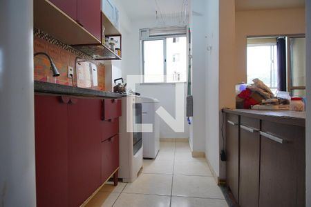 Cozinha  de apartamento para alugar com 2 quartos, 48m² em Protásio Alves, Porto Alegre