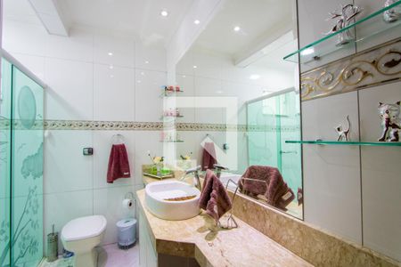 Apartamento à venda com 115m², 3 quartos e 2 vagasBanheiro social