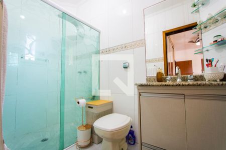 Apartamento à venda com 115m², 3 quartos e 2 vagasBanheiro do quarto 1