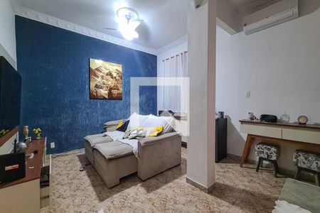 Casa de condomínio à venda com 200m², 3 quartos e 2 vagasTodos os Santos