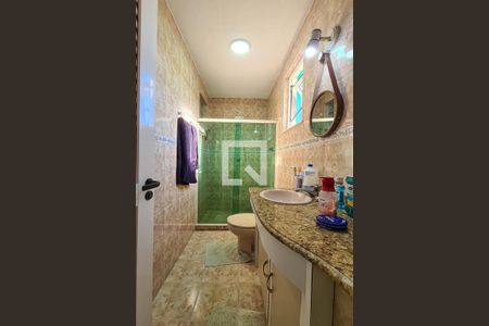 Banheiro da Suíte de casa de condomínio à venda com 3 quartos, 200m² em Todos Os Santos, Rio de Janeiro