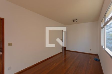 Sala de apartamento para alugar com 3 quartos, 105m² em Santo Antônio, Belo Horizonte