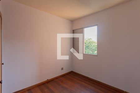 Apartamento para alugar com 105m², 3 quartos e 2 vagasQuarto 2