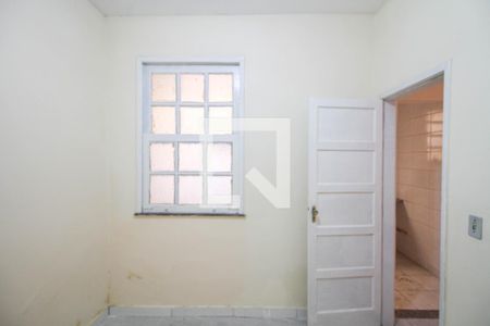 Quarto de apartamento para alugar com 1 quarto, 40m² em Edson Passos, Mesquita