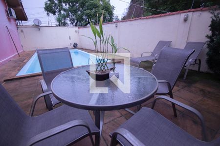 Casa à venda com 736m², 4 quartos e 4 vagasÁrea comum