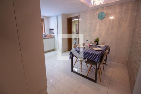 Casa à venda com 736m², 4 quartos e 4 vagasCozinha