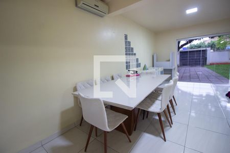 Casa à venda com 736m², 4 quartos e 4 vagasCozinha