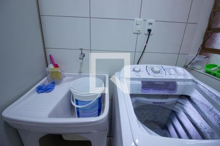 Casa à venda com 736m², 4 quartos e 4 vagasLavanderia