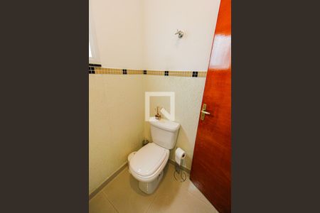 Casa à venda com 250m², 3 quartos e 4 vagas Casa à venda com 250m², 3 quartos e 4 vagasLavabo