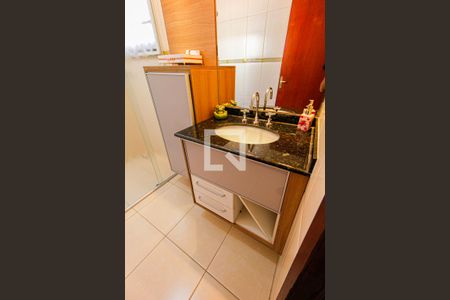 Casa à venda com 250m², 3 quartos e 4 vagas Casa à venda com 250m², 3 quartos e 4 vagasBanheiro da Suíte 3