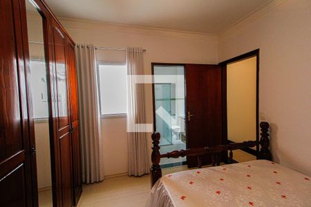 Casa à venda com 250m², 3 quartos e 4 vagas Casa à venda com 250m², 3 quartos e 4 vagasQuarto Suíte 2