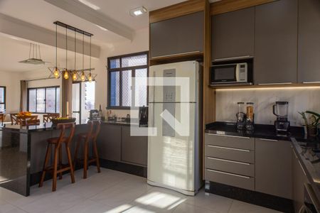 Apartamento à venda com 174m², 4 quartos e 3 vagasCozinha