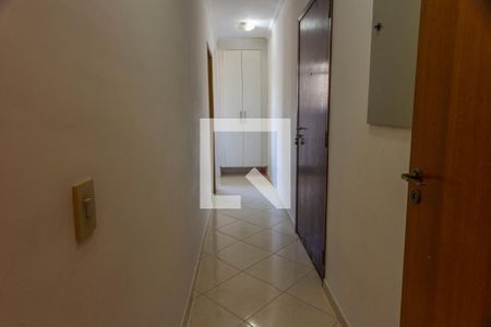 Apartamento à venda com 174m², 4 quartos e 3 vagasCorredor