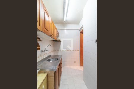 Apartamento à venda com 100m², 3 quartos e sem vaga Apartamento à venda com 100m², 3 quartos e sem vagaCozinha e Área de Serviço