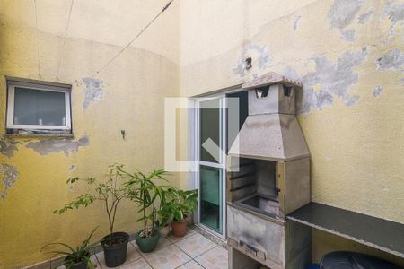 Apartamento para alugar com 60m², 2 quartos e 2 vagasQuintal com Churrasqueira