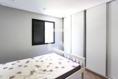 quarto 1 de apartamento à venda com 2 quartos, 73m² em Chácara Agrindus, Taboão da Serra