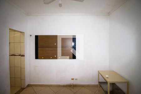 Casa para alugar com 160m², 3 quartos e 1 vaga Casa para alugar com 160m², 3 quartos e 1 vagaQuarto 3 / Suíte