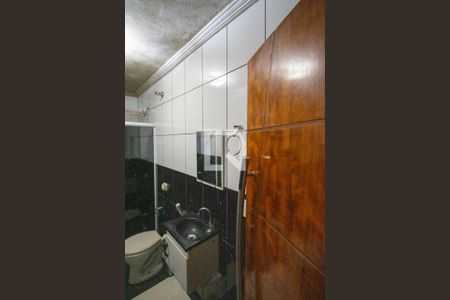 Casa para alugar com 160m², 3 quartos e 1 vaga Casa para alugar com 160m², 3 quartos e 1 vagaBanheiro