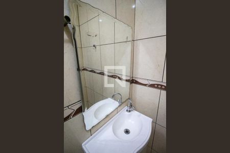 Casa para alugar com 160m², 3 quartos e 1 vaga Casa para alugar com 160m², 3 quartos e 1 vagaBanheiro / Suíte