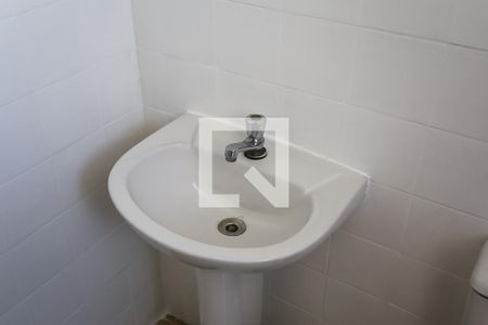 Apartamento à venda com 63m², 2 quartos e sem vaga Apartamento à venda com 63m², 2 quartos e sem vagaBanheiro