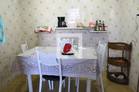 Casa à venda com 176m², 3 quartos e 1 vagaCozinha