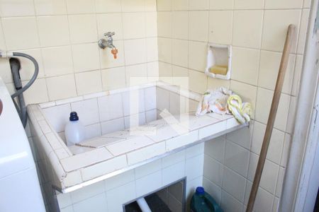 Casa à venda com 176m², 3 quartos e 1 vagaÁrea de Serviço