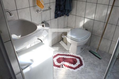 Casa à venda com 176m², 3 quartos e 1 vagaBanheiro