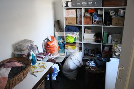 Casa à venda com 176m², 3 quartos e 1 vagaQuarto de Serviço