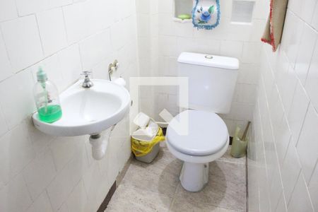 Casa à venda com 176m², 3 quartos e 1 vagaBanheiro de serviço