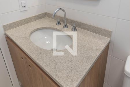 Banheiro de apartamento à venda com 1 quarto, 30m² em Campo Belo, São Paulo