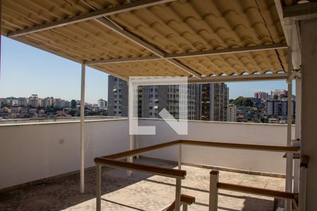 Apartamento à venda com 80m², 2 quartos e 2 vagasTerraço