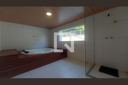 Apartamento à venda com 80m², 2 quartos e 2 vagas Apartamento à venda com 80m², 2 quartos e 2 vagasSauna