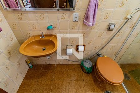 Casa para alugar com 170m², 3 quartos e 2 vagasBanheiro social