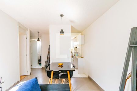 Sala de apartamento para alugar com 2 quartos, 50m² em Parque Ipe, São Paulo