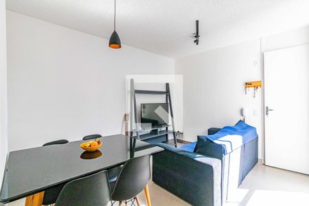 Sala de apartamento para alugar com 2 quartos, 50m² em Parque Ipe, São Paulo
