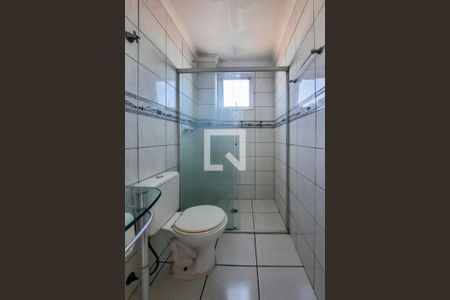 Apartamento para alugar com 51m², 2 quartos e 2 vagas Apartamento para alugar com 51m², 2 quartos e 2 vagasBanheiro