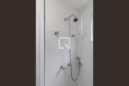 Apartamento à venda com 74m², 2 quartos e 2 vagasBanheiro social