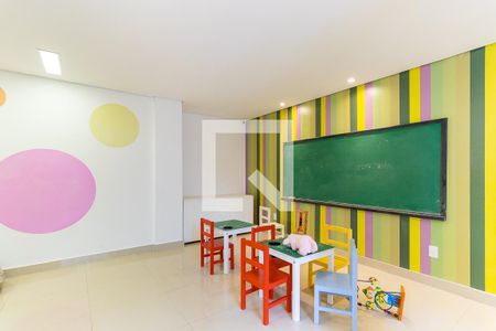 Apartamento à venda com 74m², 2 quartos e 2 vagasÁrea comum - Brinquedoteca