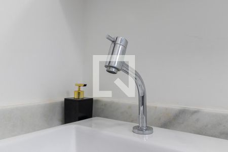 Apartamento à venda com 74m², 2 quartos e 2 vagasBanheiro social