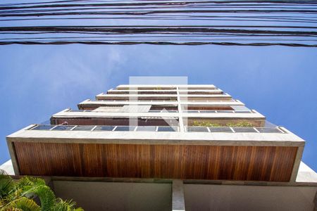 Apartamento à venda com 100m², 2 quartos e 2 vagasFachada