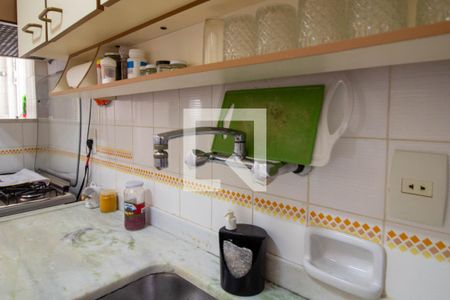 Apartamento à venda com 100m², 2 quartos e 2 vagasCozinha