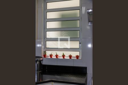 Casa à venda com 1200m², 6 quartos e 7 vagas Casa à venda com 1200m², 6 quartos e 7 vagasCozinha 1