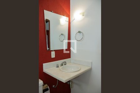 Casa à venda com 1200m², 6 quartos e 7 vagas Casa à venda com 1200m², 6 quartos e 7 vagasBanheiro 2